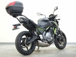 Kawasaki Bike Z650 picture