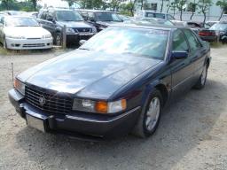 Cadillac sevillu luxuary sedan