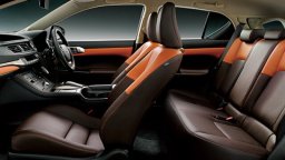 Lexus ct200h version L picture