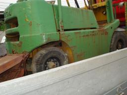Unknown fork lift gasoline picture