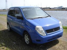 Mitsubishi Mirage Dingo