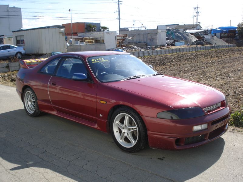 Nissan SKYLINE
