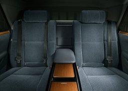 Toyota Century  picture