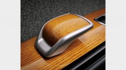 Toyota Century  picture