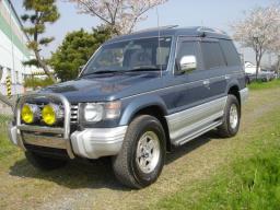Mitsubishi Pajero Kick up Roof Turbo Diesel