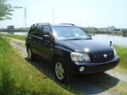 Toyota KLUGER 2.4S FOUR
