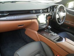 Maserati Quattroporte QP GTS ｸﾞﾗﾝﾙｯｿ picture