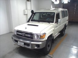 Toyota Land Cruiser 78 4WD ﾄｩﾙｰﾌﾟｷｬﾘｱ picture