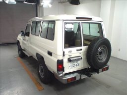 Toyota Land Cruiser 78 4WD ﾄｩﾙｰﾌﾟｷｬﾘｱ picture