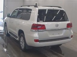 Toyota Land Cruiser AX  picture