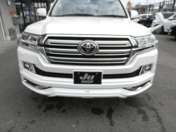 Toyota Land Cruiser AX picture