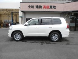 Toyota Land Cruiser AX picture