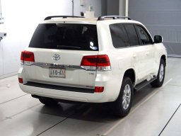 Toyota Land Cruiser AX 4WD picture