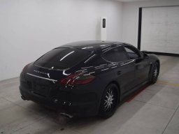 Porsche Panamera S picture