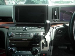 Nissan Elgrand Highway Star - 4WD picture