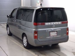 Nissan Elgrand V 4WD picture