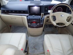 Nissan Elgrand Rider picture
