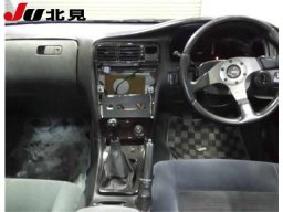 Toyota Mark II Tourer -V picture