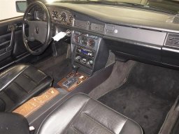 Mercedes benz 190 series 190 E 2.5 16V picture