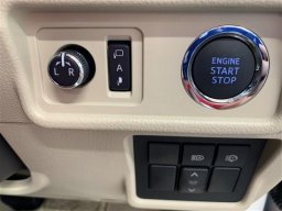 Toyota LAND CRUISER PRADO TX picture