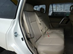 Toyota LAND CRUISER PRADO TX picture