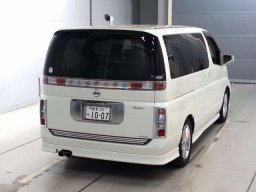 Nissan Elgrand Rider picture