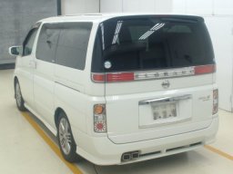 Nissan Elgrand Rider -ｱﾙﾌｧ picture