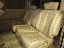 Nissan Elgrand Rider picture