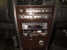 Toyota Mark II Tourer -V picture