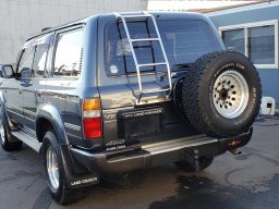 Toyota Land Cruiser VX-LTD  picture