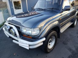 Toyota Land Cruiser VX-LTD  picture