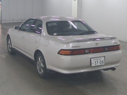 Toyota Mark II TOURER V 4 HT picture