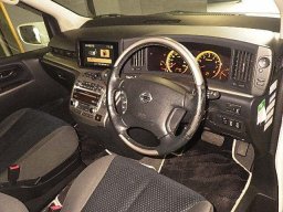 Nissan Elgrand Rider -S picture