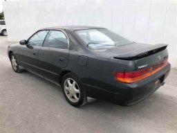 Toyota Chaser Tourer -V picture