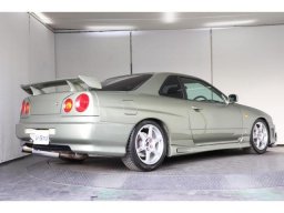 Nissan SKYLINE 25GT TURBO picture