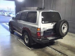 Toyota Land Cruiser 4WD VX-LTD picture