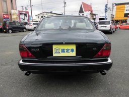 Jaguar Dimensions XJR 4.0 SUPERCHARGED picture