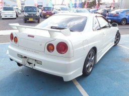Nissan SKYLINE 25GT TURBO picture