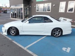 Nissan SKYLINE 25GT TURBO picture
