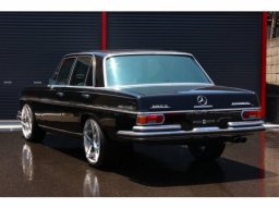 Mercedes-Benz S Class 280S picture