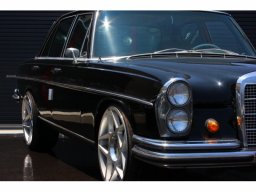 Mercedes-Benz S Class 280S picture