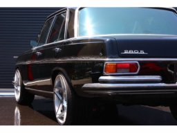 Mercedes-Benz S Class 280S picture