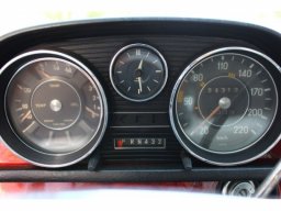 Mercedes-Benz S Class 280S picture