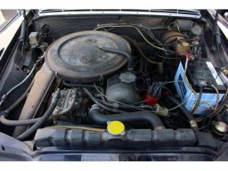 Mercedes-Benz S Class 280S picture