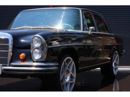 Mercedes-Benz S Class 280S picture