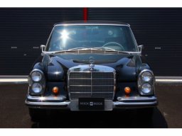 Mercedes-Benz S Class 280S picture