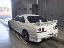 Nissan SKYLINE 4WD GT-R picture
