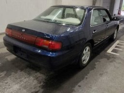 Nissan LAUREL MEDALIST picture