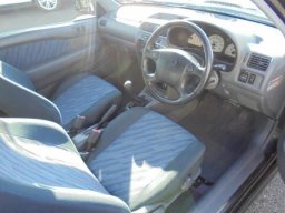 Toyota STARLET GLANZA picture