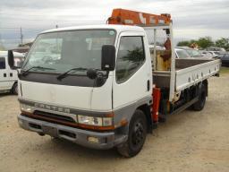 Mitsubishi Canter WITH CRANE